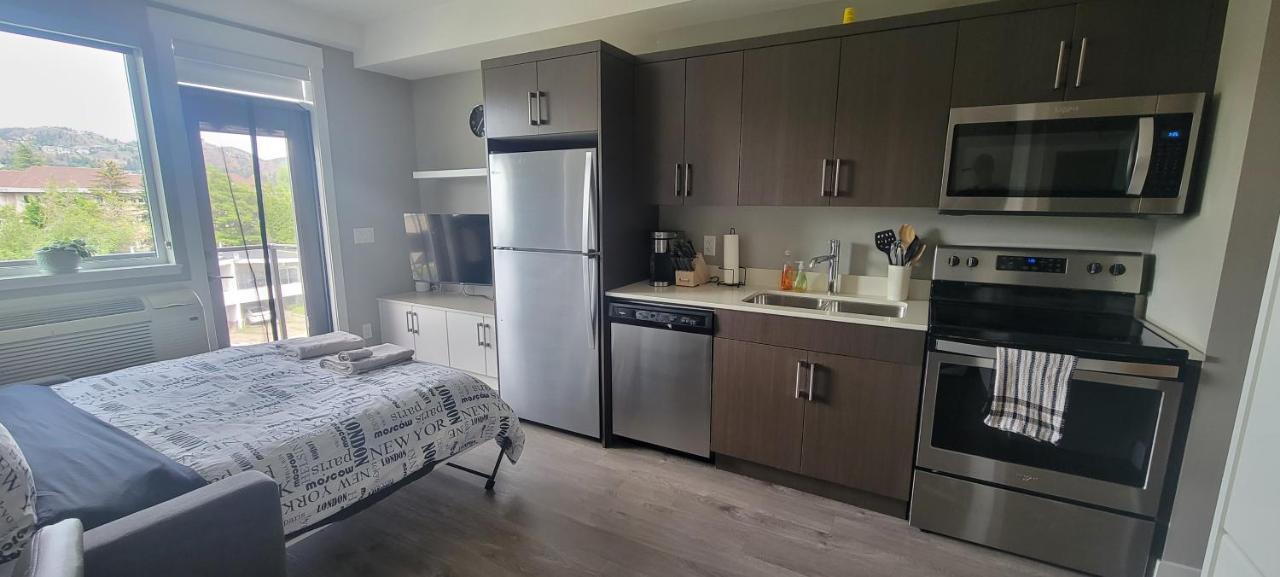 Cozy Studio Suite, 15Min Walk To Downtown كيلوانا المظهر الخارجي الصورة